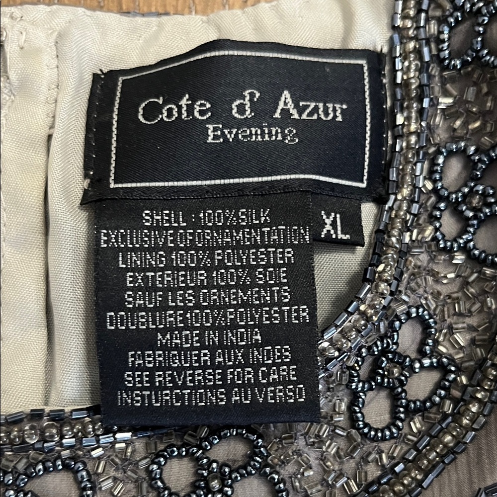 Cote‎ d’Azur Grey Floral Beaded Blouse - Picture 2 of 12